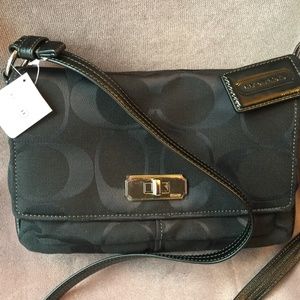 COACH Chelsea Black Crossbody NWT (19-152)